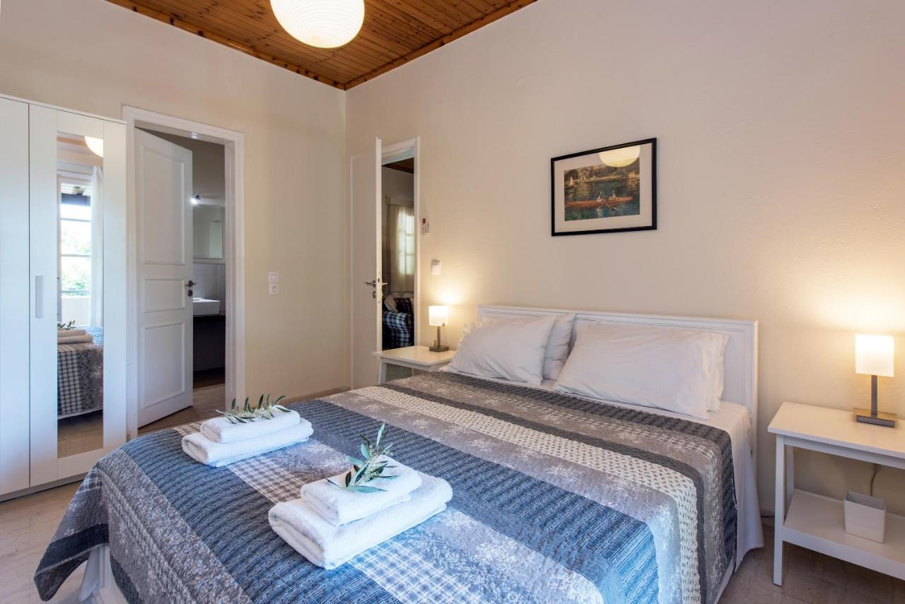 Villa Apleton Kassiopi Bagian luar foto