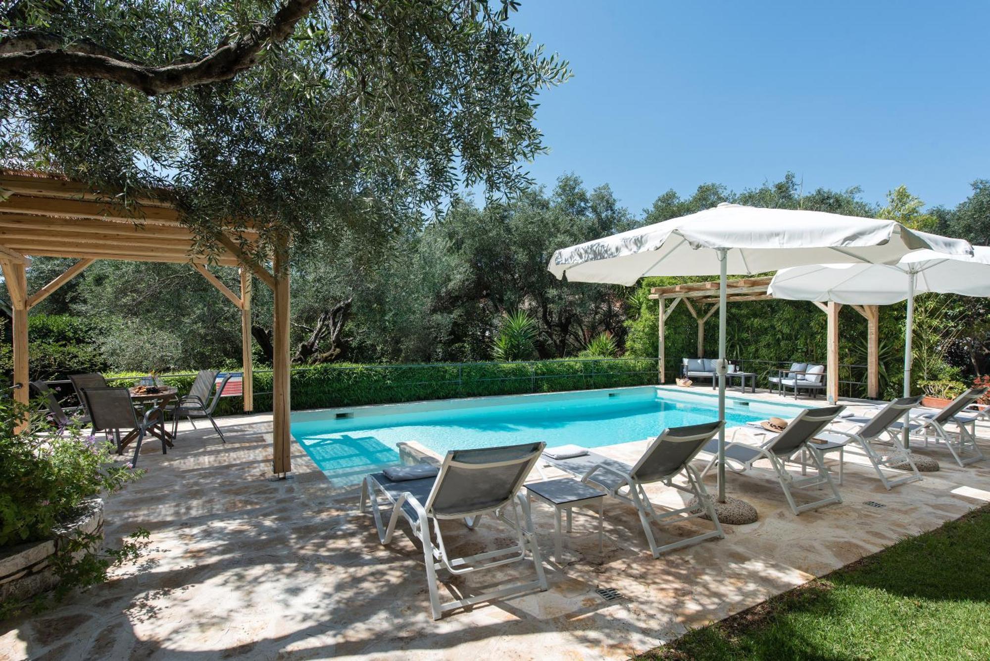 Villa Apleton Kassiopi Bagian luar foto