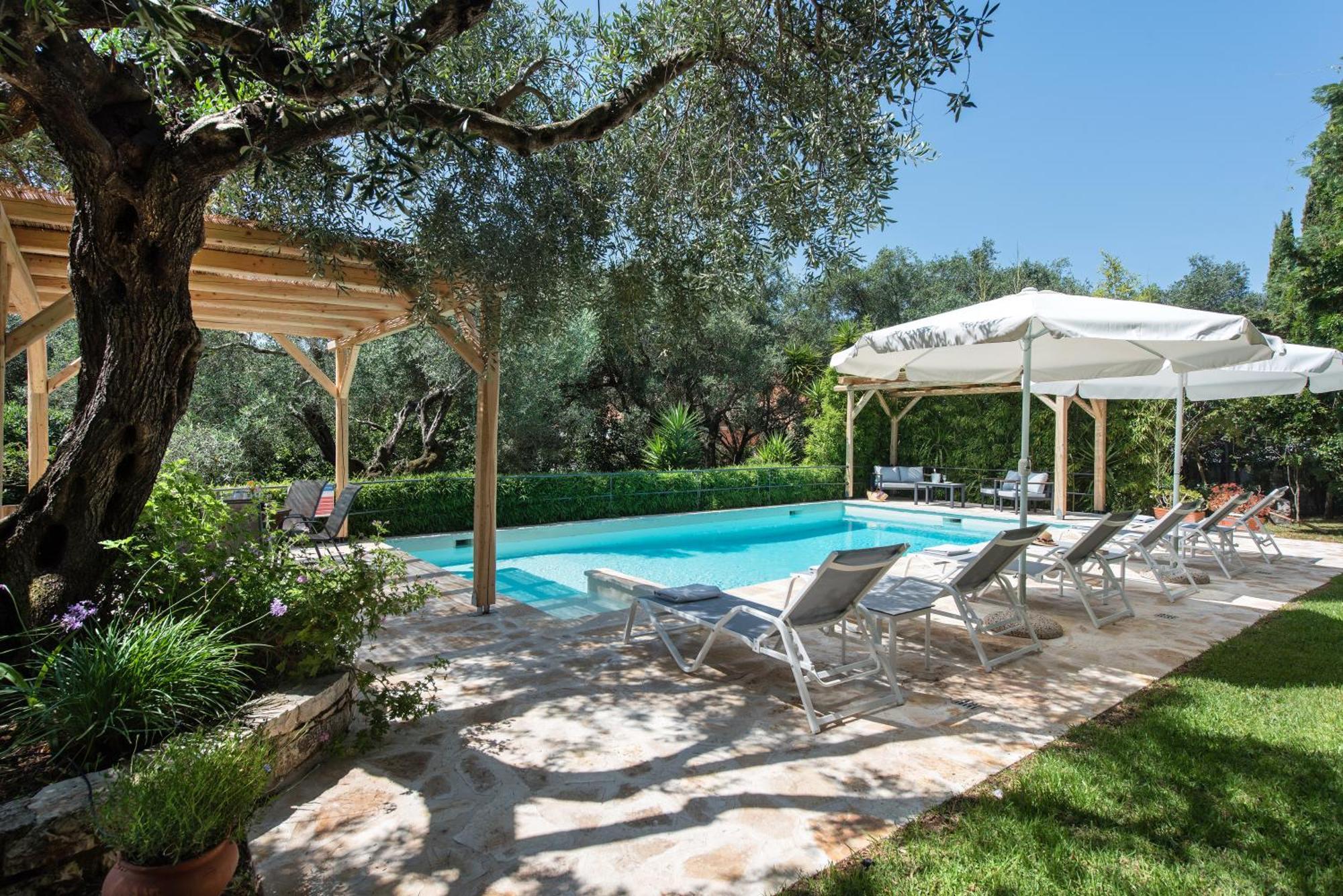 Villa Apleton Kassiopi Bagian luar foto