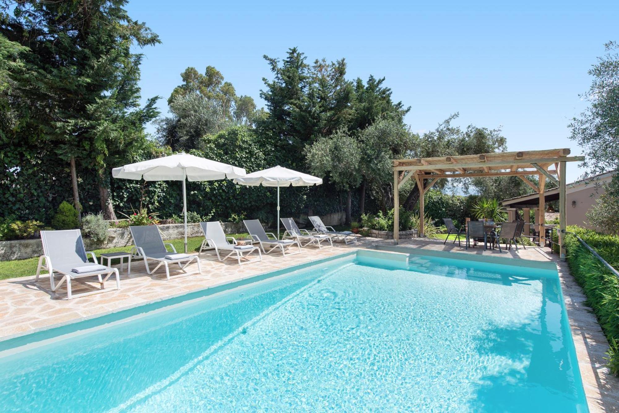 Villa Apleton Kassiopi Bagian luar foto