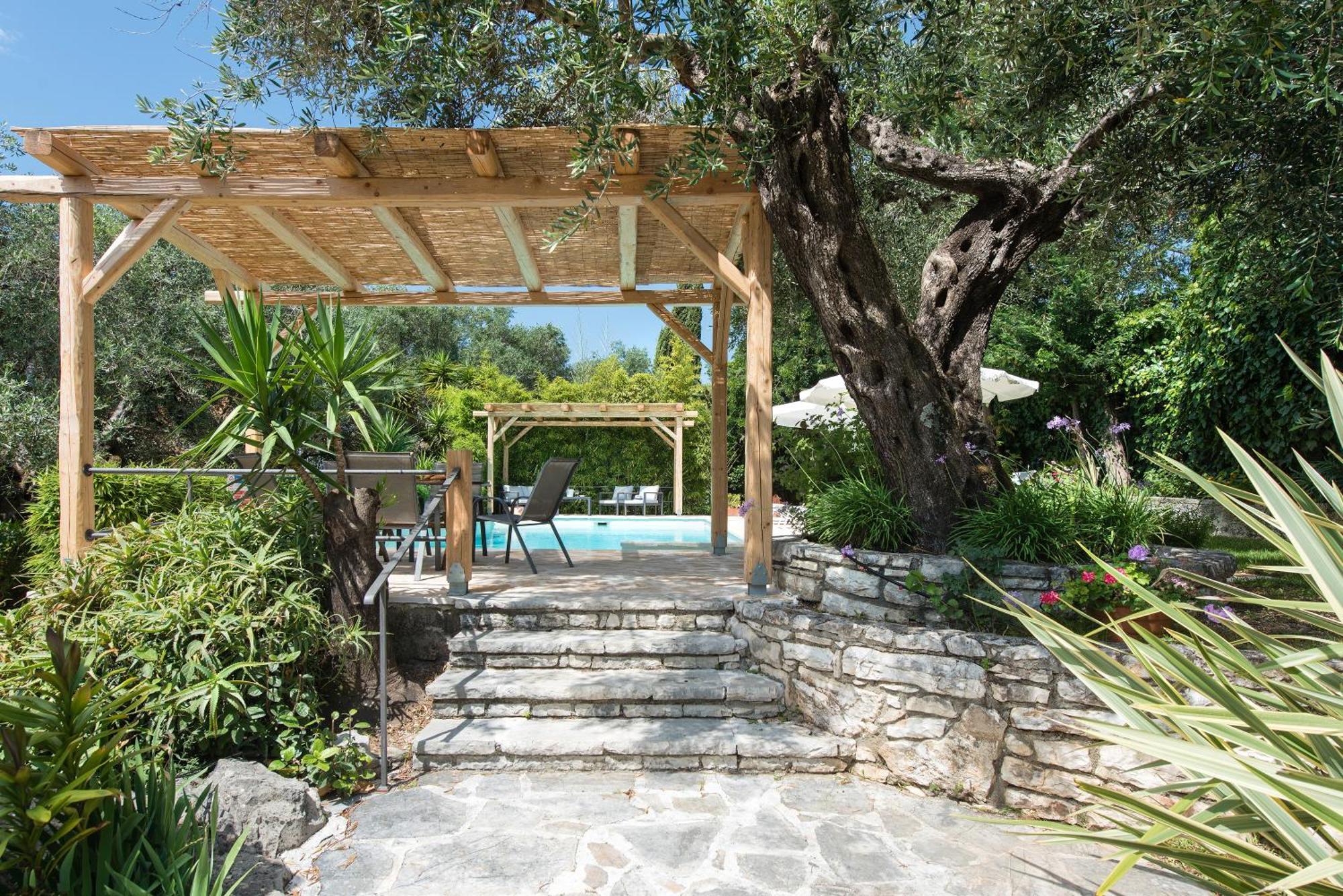 Villa Apleton Kassiopi Bagian luar foto